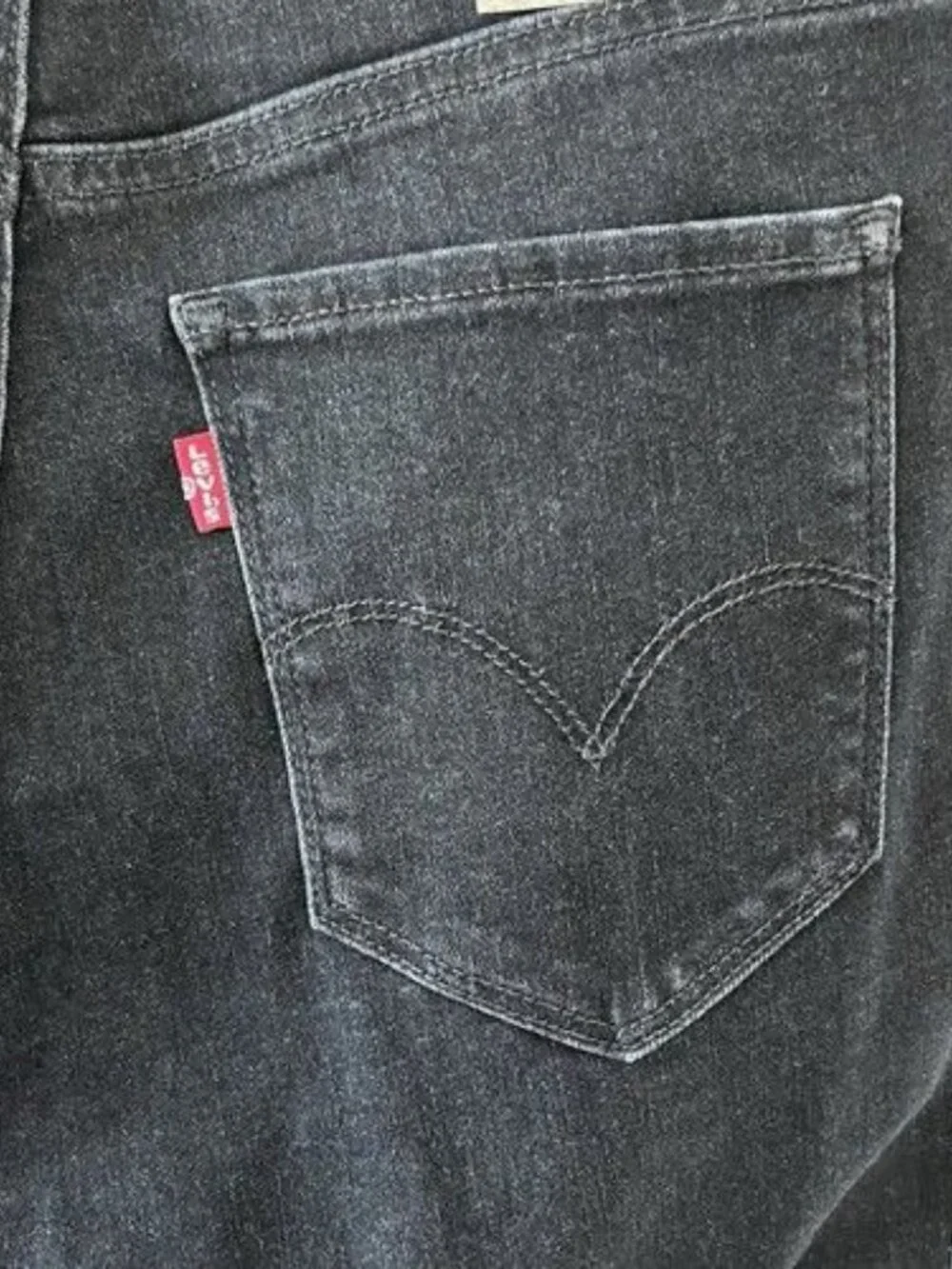 NEW Levi’s 721 High Rise‎ Skinny Jeans Plus Size 18W Solid Black MSRP $69